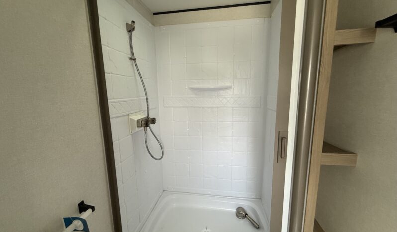 2025 Coleman 25REX full