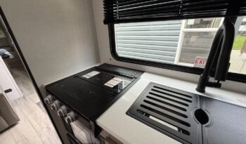 2025 Coleman 25REX full