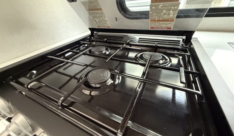 2025 Coleman 25REX full