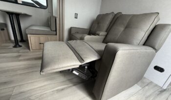 2025 Coleman 25REX full