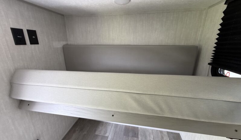 2025 Viking ROK 8000 full