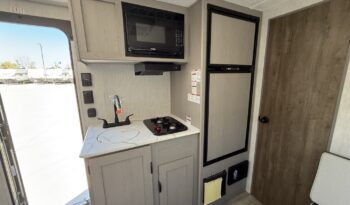 2025 Viking 17FQ full