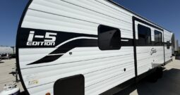 2025 Shasta Oasis I-5 526DB