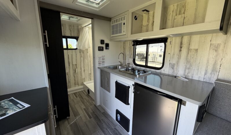 2025 Travel Lite Rove Lite 14FBC full