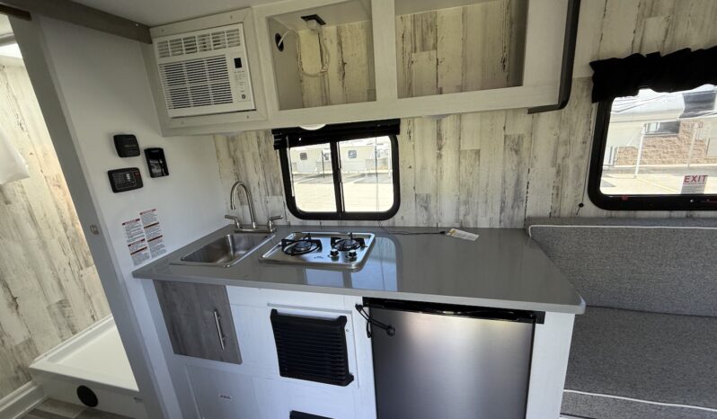 2025 Travel Lite Rove Lite 14FBC full