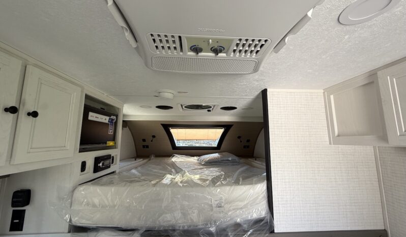 2025 Palomino Real Lite HS-1806 full