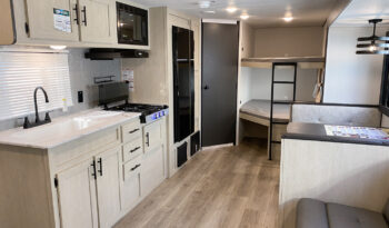 2025 Shasta Oasis I-5 526DB full