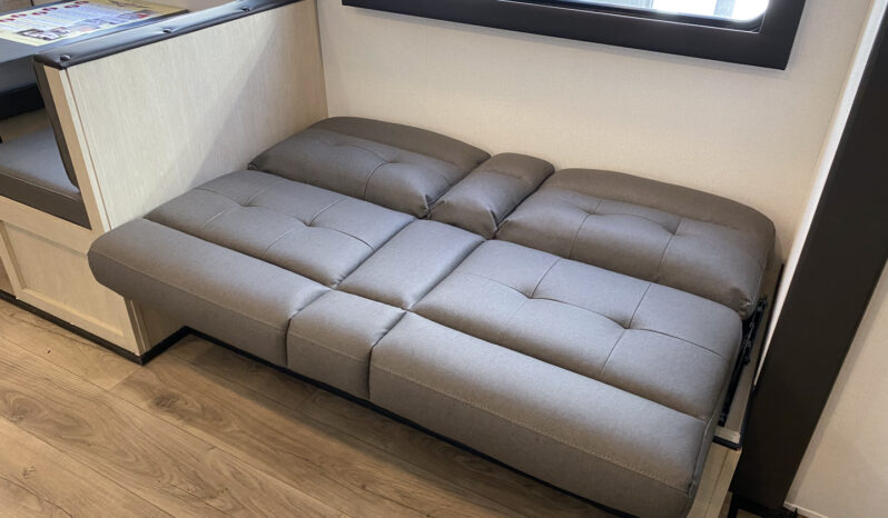 2025 Shasta Oasis I-5 526DB full