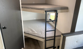 2025 Shasta Oasis I-5 526DB full