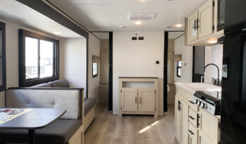 2025 Shasta Oasis I-5 526DB full