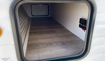 2025 Shasta Oasis I-5 526DB full