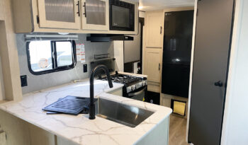 2025 Shasta Oasis 20RB full