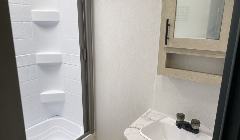 2025 Shasta Oasis 20RB full