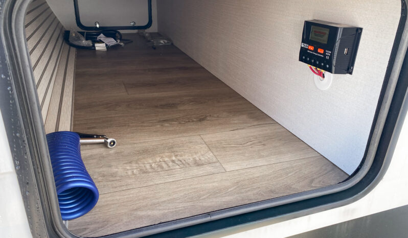 2025 Shasta Oasis 20RB full