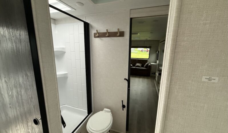 2024 Forest River Grand Surveyor 253RLS full