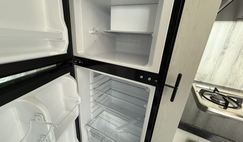 2025 Travel Lite Rove XL 17CC full