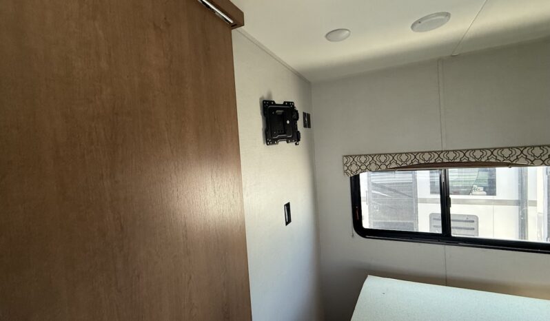 2021 Recreation by Design Navigation 321TBOK full