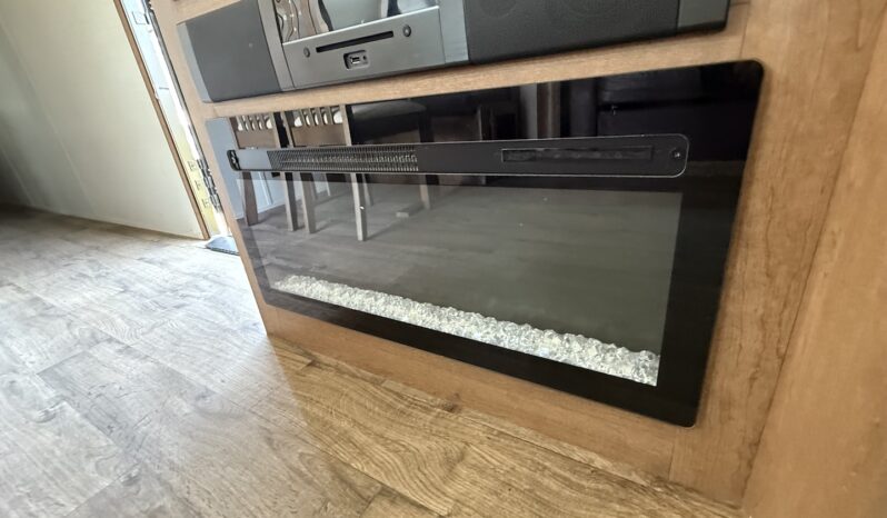 2021 Recreation by Design Navigation 321TBOK full