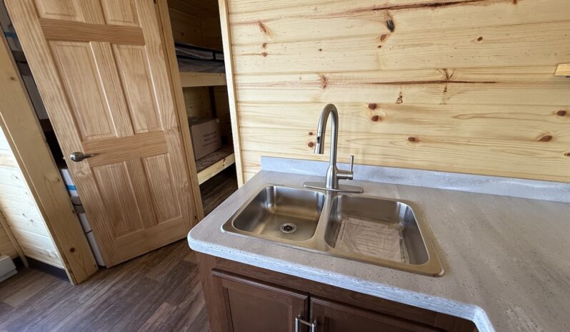 2026 America’s Park Cabins – 33FP full