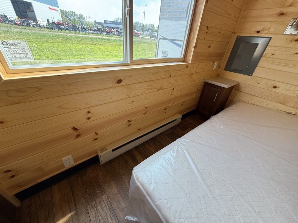 2026 America’s Park Cabins – 33FP