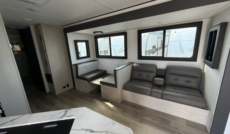 2026 Shasta I-5 532BEDS full