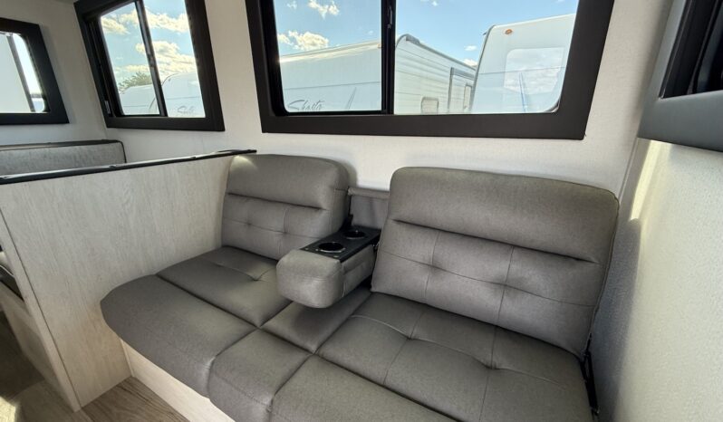 2026 Shasta I-5 532BEDS full