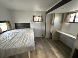 2026 Shasta I-5 532BEDS full
