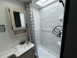2026 Shasta I-5 532BEDS full