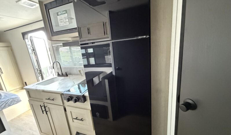 2026 Shasta Oasis 18DBL full