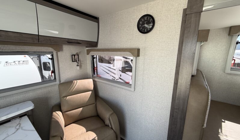 2026 Lance 2565 full