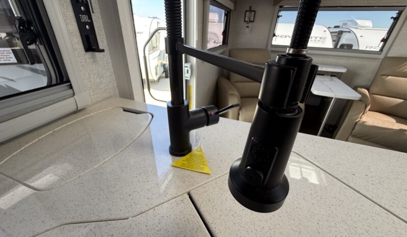 2026 Lance 2565 full