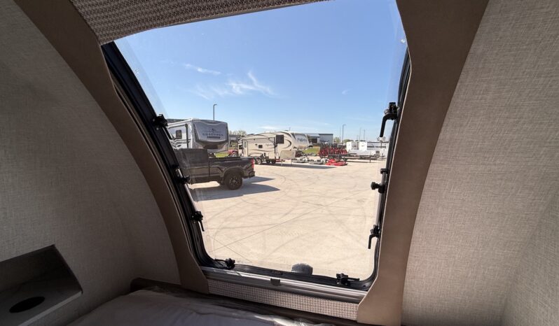 2026 Lance 2565 full