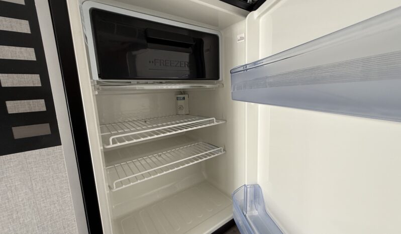 2026 Lance Squire SQ825 full