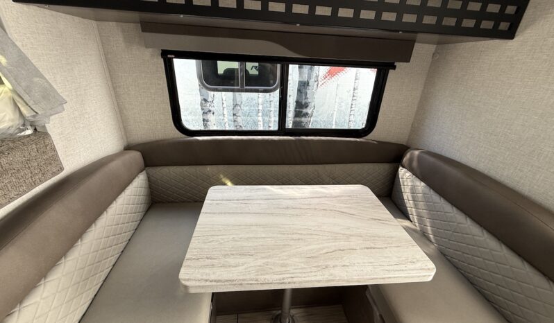 2026 Lance Squire SQ825 full