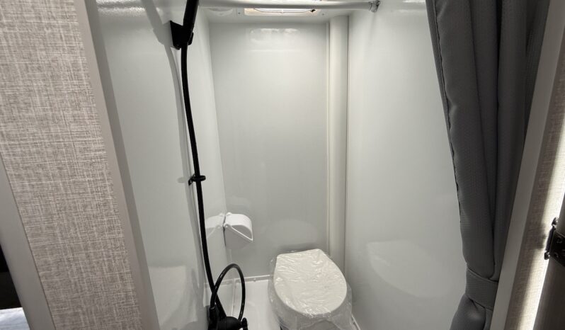 2026 Lance Squire SQ825 full