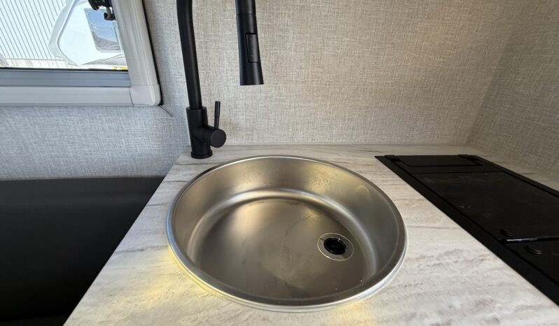 2026 Lance 610R full