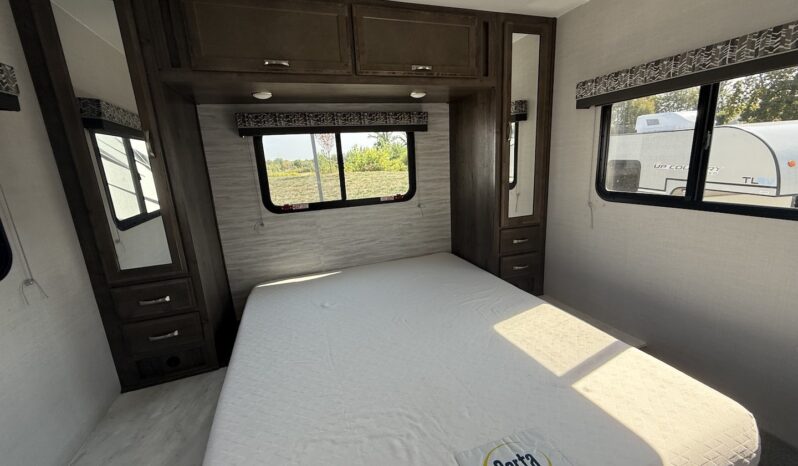 2023 Conquest 6316 full