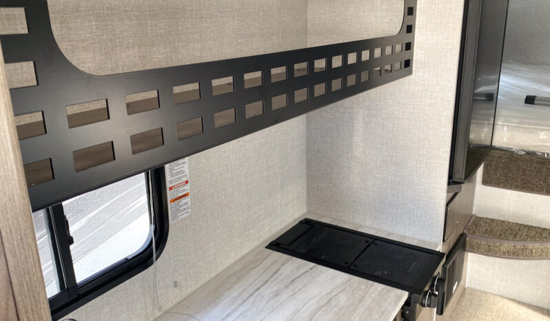 2026 Lance Squire SQ825 full