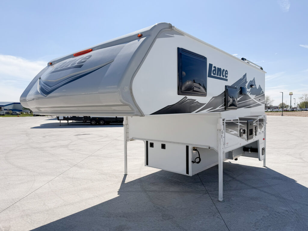 2026 Lance 850