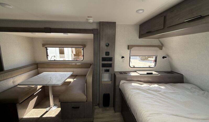 2026 Lance Evolve 1965 full