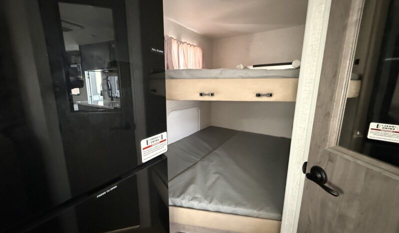 2026 Lance Evolve 1965 full