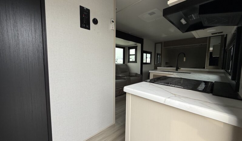 2026 Salem Hemisphere 21RBHL full