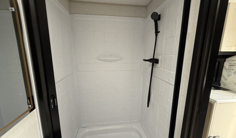 2026 Salem Hemisphere 21RBHL full