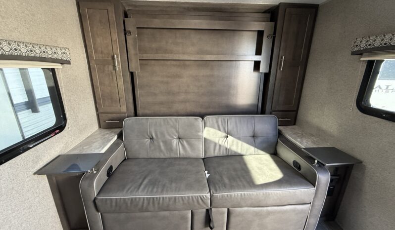 2019 Flagstaff 25LB full