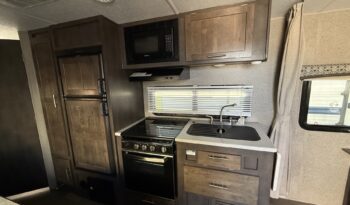 2019 Flagstaff 25LB full