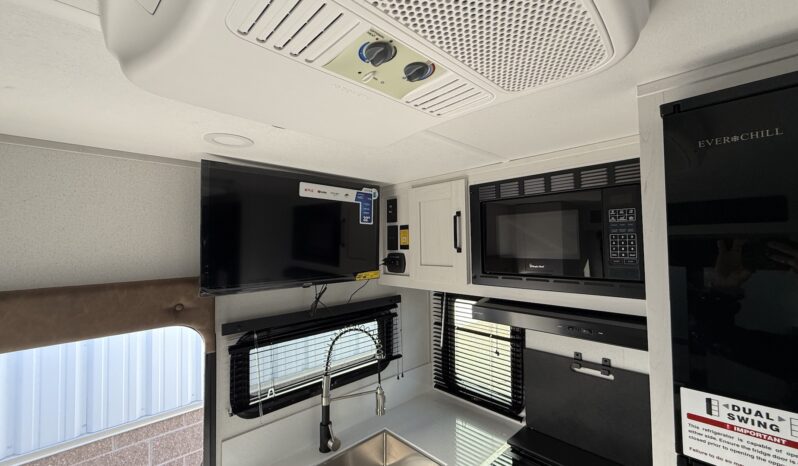 2026 Palomino Real Lite HS-2110 full