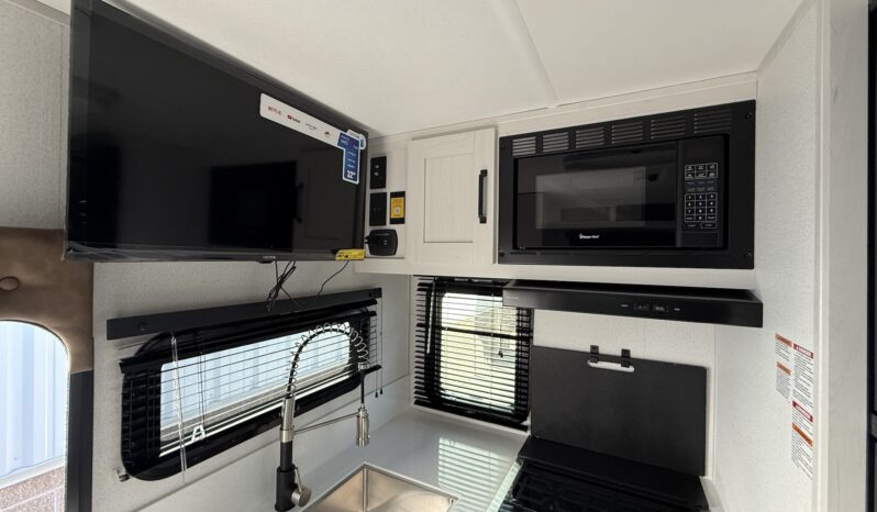 2026 Palomino Real Lite HS-2110 full