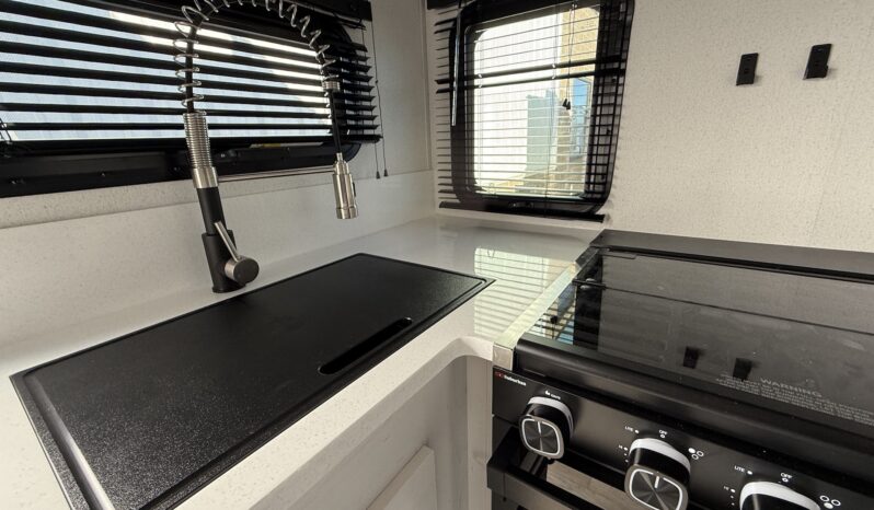 2026 Palomino Real Lite HS-2110 full