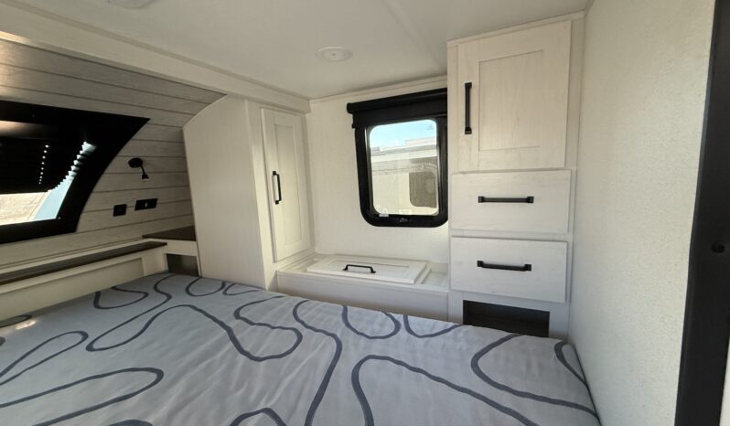 2026 Palomino Real Lite HS-2110 full