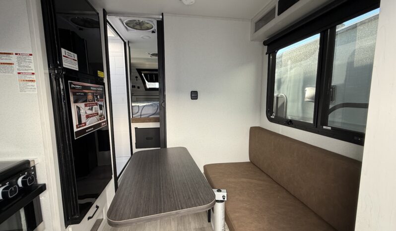 2026 Palomino Real Lite HS-2110 full